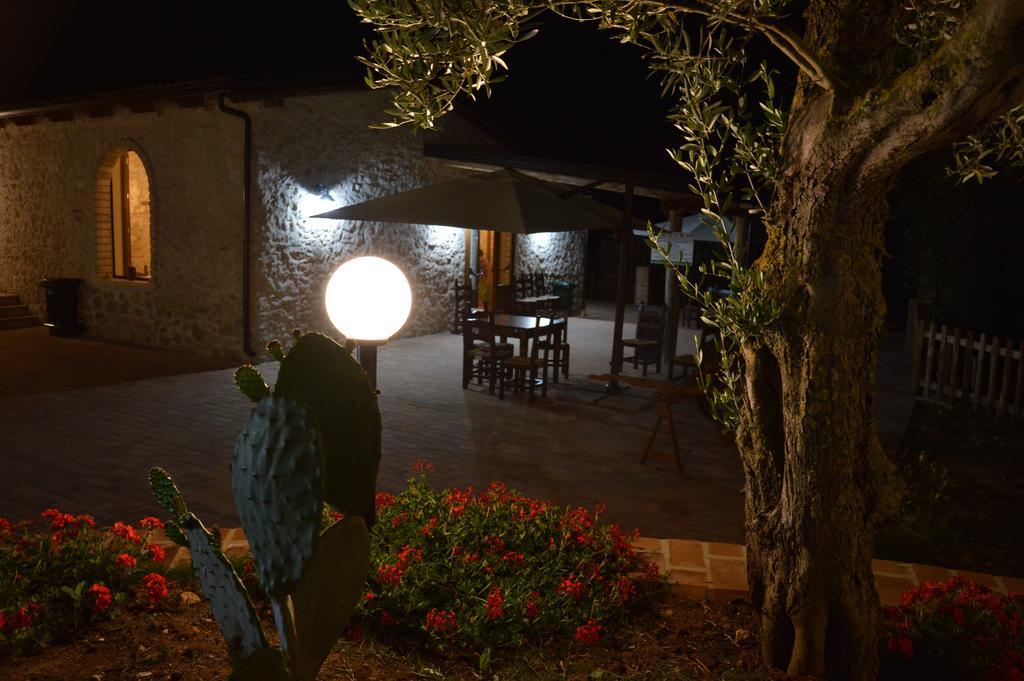 Azienda Agrituristica Carida Zaccanopoli Exterior foto